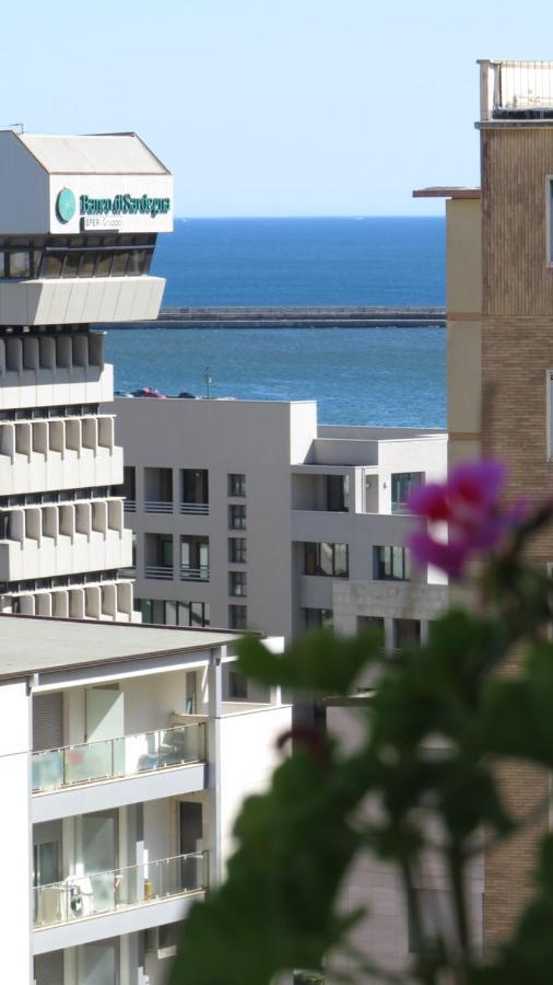 Luna Rossa Rooms Cagliari Esterno foto